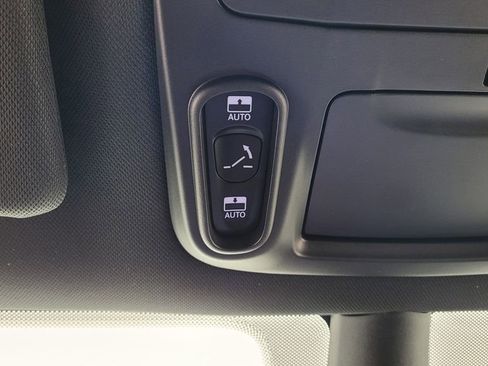 New 2026 Chrysler Pacifica Limited w/ S Appearance Package image 31