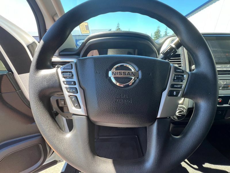 Used 2021 Nissan Titan SV w/ Accessory Utility Package AWD/4WD image 27