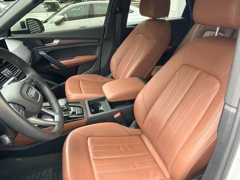 Certified 2023 Audi Q5 Premium Plus w/ Premium Plus Package AWD/4WD image 4