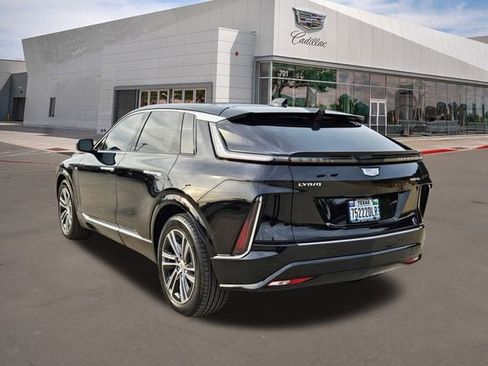 New 2026 Cadillac Lyriq Luxury image 4