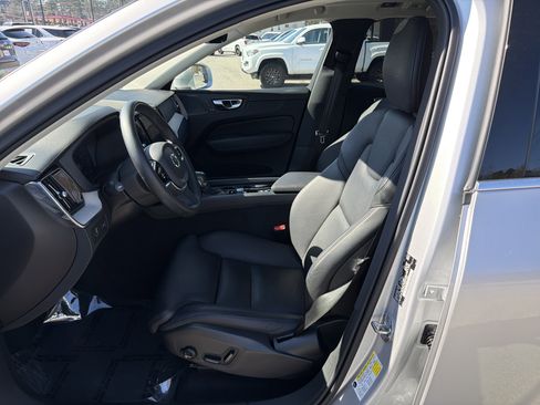 Used 2020 Volvo XC60 T5 Inscription w/ Protection Package Premier image 10