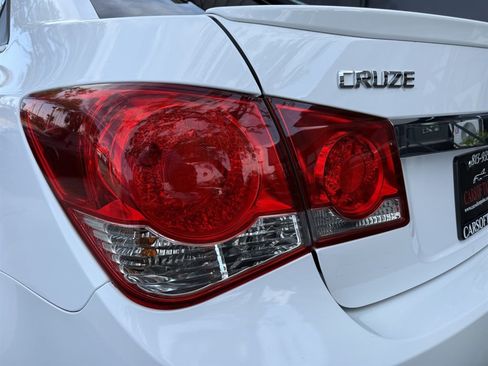 Used 2014 Chevrolet Cruze LTZ w/ Sun, Sound and Sport Package FWD image 9