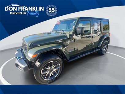 Used 2024 Jeep Wrangler Unlimited w/ Convenience Group