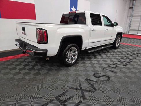 Used 2016 GMC Sierra 1500 SLT w/ SLT Premium Package AWD/4WD image 17