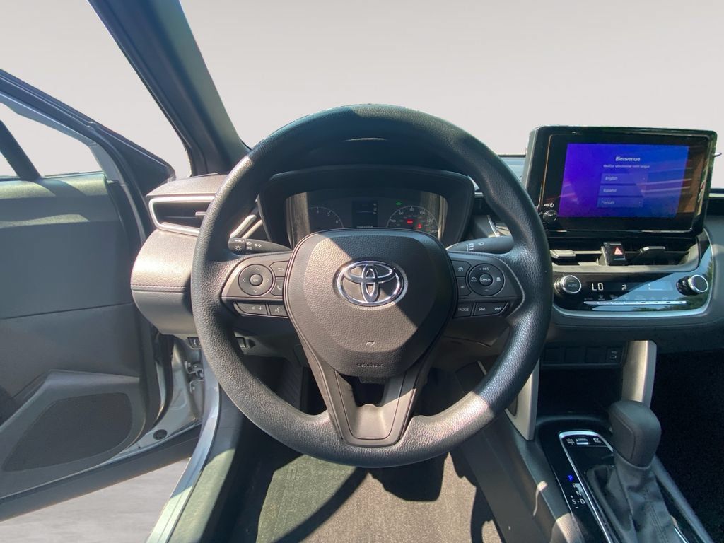 Used 2024 Toyota Corolla Cross AWD Hybrid image 12