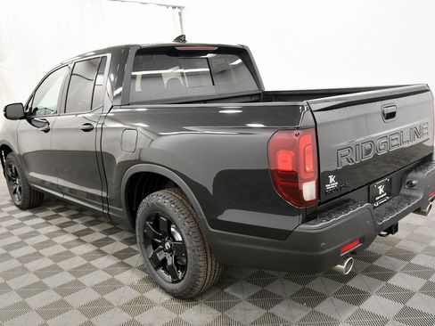 New 2026 Honda Ridgeline Black Edition image 5
