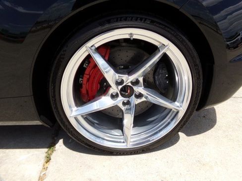 Used 2025 Chevrolet Corvette E-Ray AWD/4WD image 9