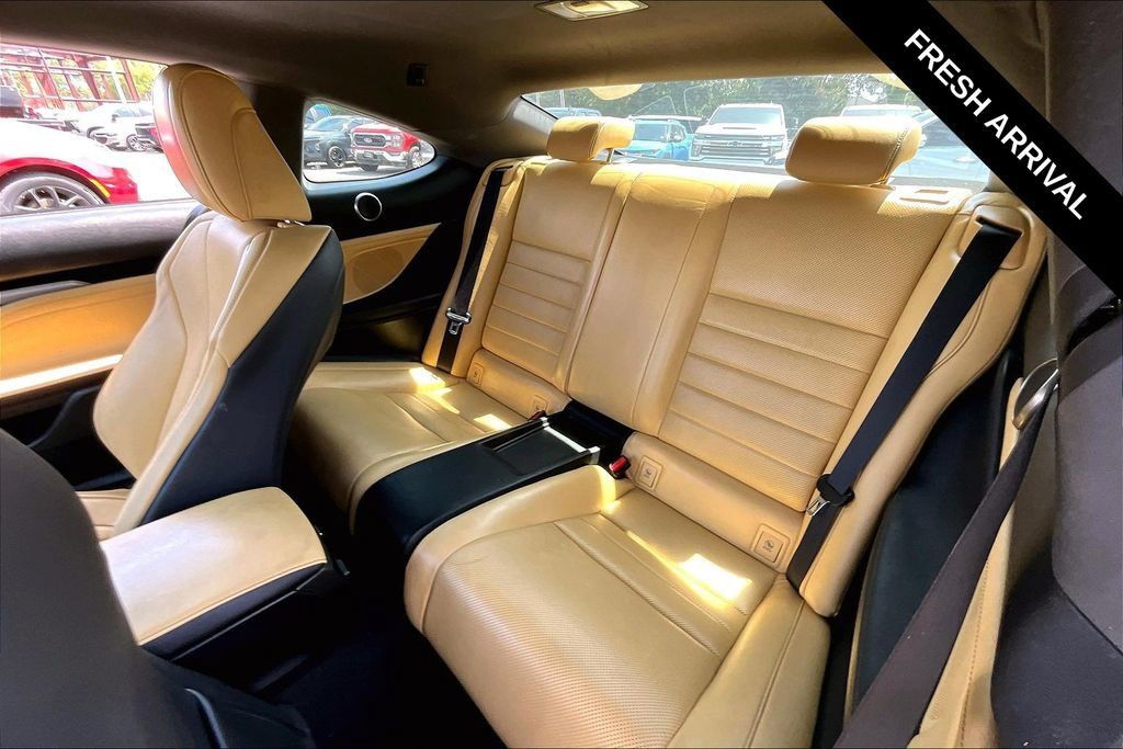 Used 2015 Lexus RC 350 w/ Luxury Package RWD image 6
