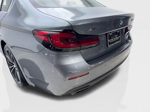 Used 2022 BMW 530i xDrive w/ Convenience Package AWD/4WD image 18