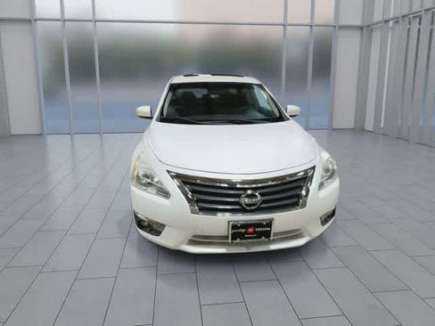 Used 2013 Nissan Altima 2.5 SV w/ 2.5SV Convenience Pkg FWD image 3