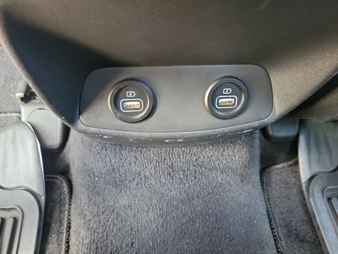 Used 2023 Hyundai Santa Fe SEL FWD image 17