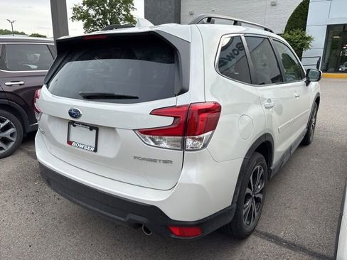 Used 2023 Subaru Forester Limited AWD/4WD image 2
