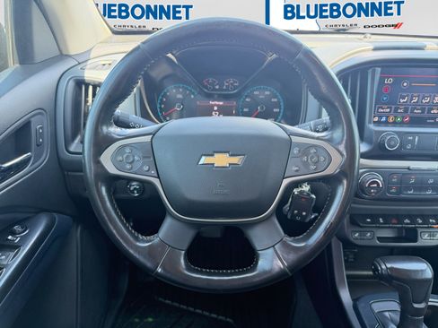 Used 2019 Chevrolet Colorado Z71 w/ Z71 Midnight Edition AWD/4WD image 13