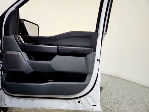 Used 2021 Ford F150 Lariat image 19