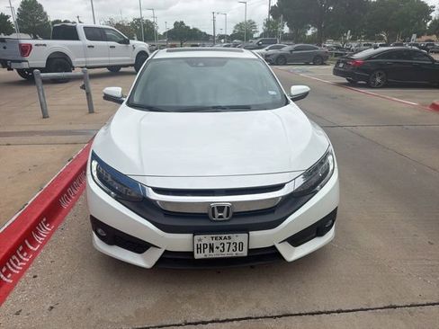 Used 2016 Honda Civic Touring image 8