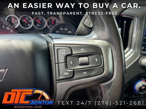 Used 2022 Chevrolet Silverado 1500 LT AWD/4WD image 17