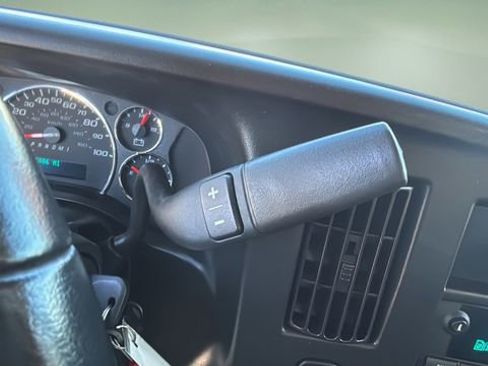 Used 2023 Chevrolet Express 3500 Work Van w/ Power Convenience Package image 28