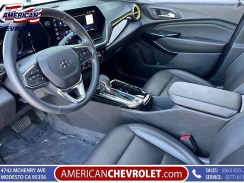 Used 2026 Chevrolet Trax ACTIV w/ Sunroof Package FWD image 10