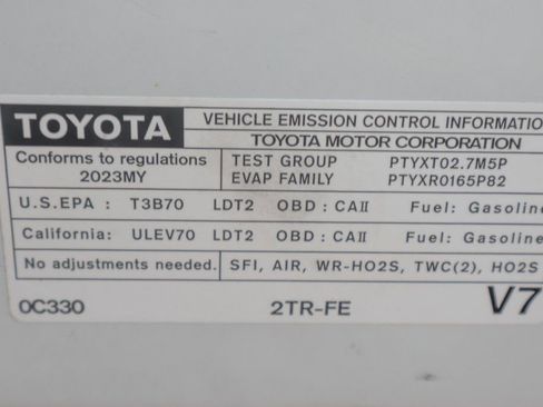 Used 2023 Toyota Tacoma SR image 14