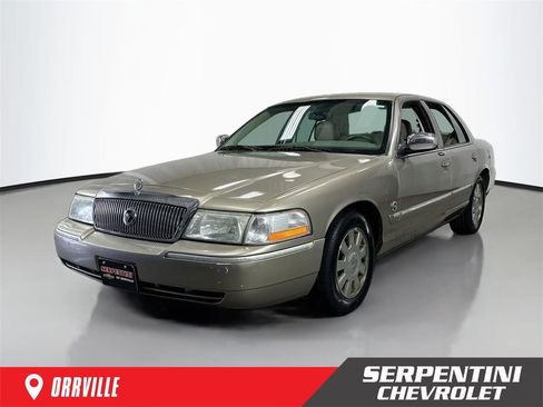 Used 2005 Mercury Grand Marquis LS RWD image 1