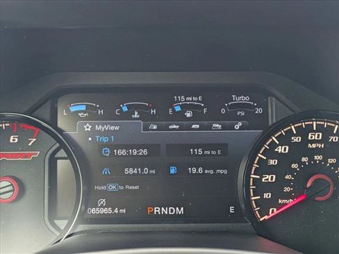 Used 2018 Ford F150 Lariat image 9