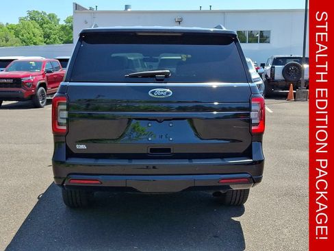 Used 2022 Ford Expedition Max Limited AWD/4WD image 5
