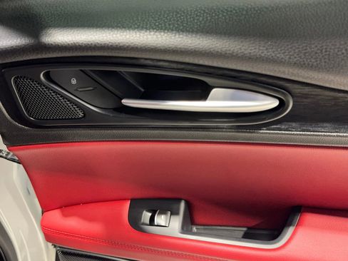 Used 2020 Alfa Romeo Stelvio w/ Nero Edizione image 31