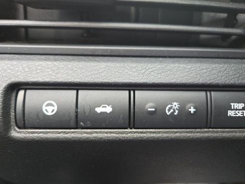 Used 2021 Nissan Altima 2.5 SV w/ SV Premium Package image 26