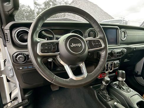 Used 2022 Jeep Wrangler Unlimited Rubicon 4xe w/ Cold Weather Group image 12