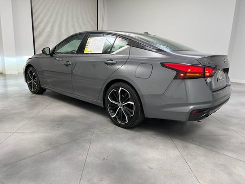 Used 2024 Nissan Altima 2.5 SR FWD image 6