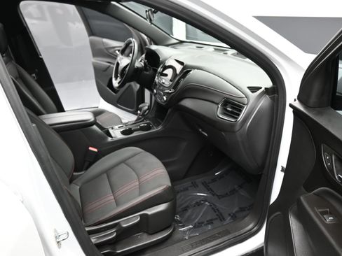 Used 2022 Chevrolet Equinox RS w/ Infotainment Package AWD/4WD image 20