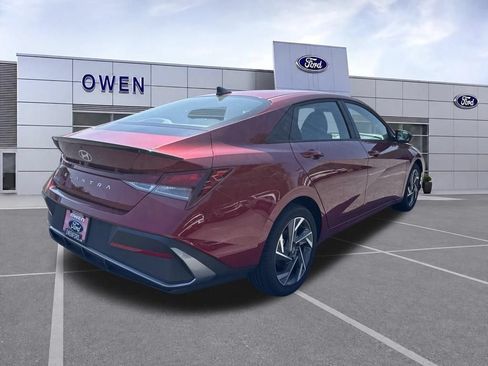 Used 2025 Hyundai Elantra Sport FWD image 6