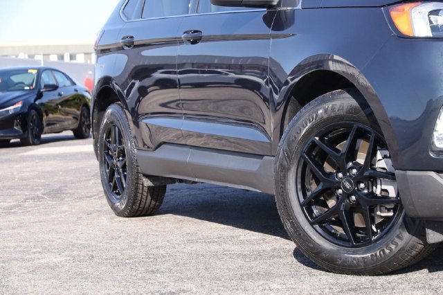 Used 2024 Ford Edge SEL w/ Convenience Package AWD/4WD image 3