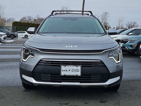 New 2026 Kia Niro LX image 2