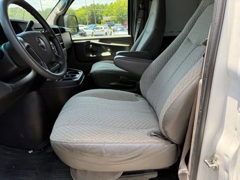 Used 2008 GMC Savana 1500 w/ Power Package RWD image 8