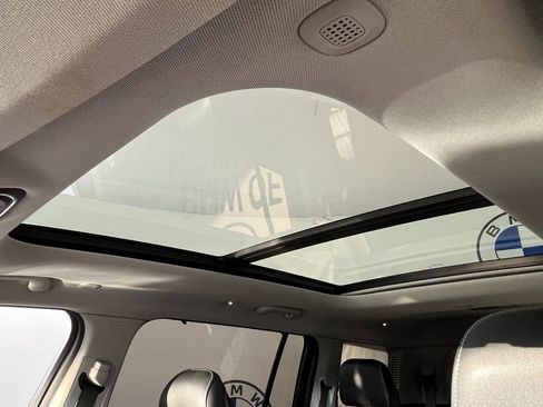 Used 2022 Jeep Grand Cherokee L Limited w/ Luxury Tech Group II image 27