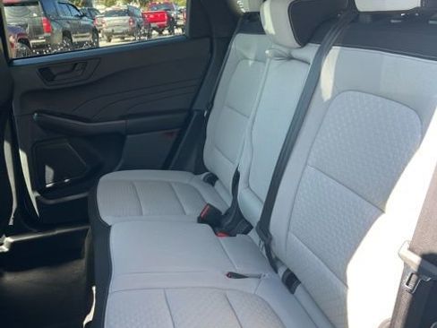 Used 2025 Ford Escape Active w/ Cold Weather Package AWD/4WD image 49