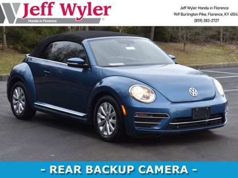 Used 2019 Volkswagen Beetle 2.0T S image 1