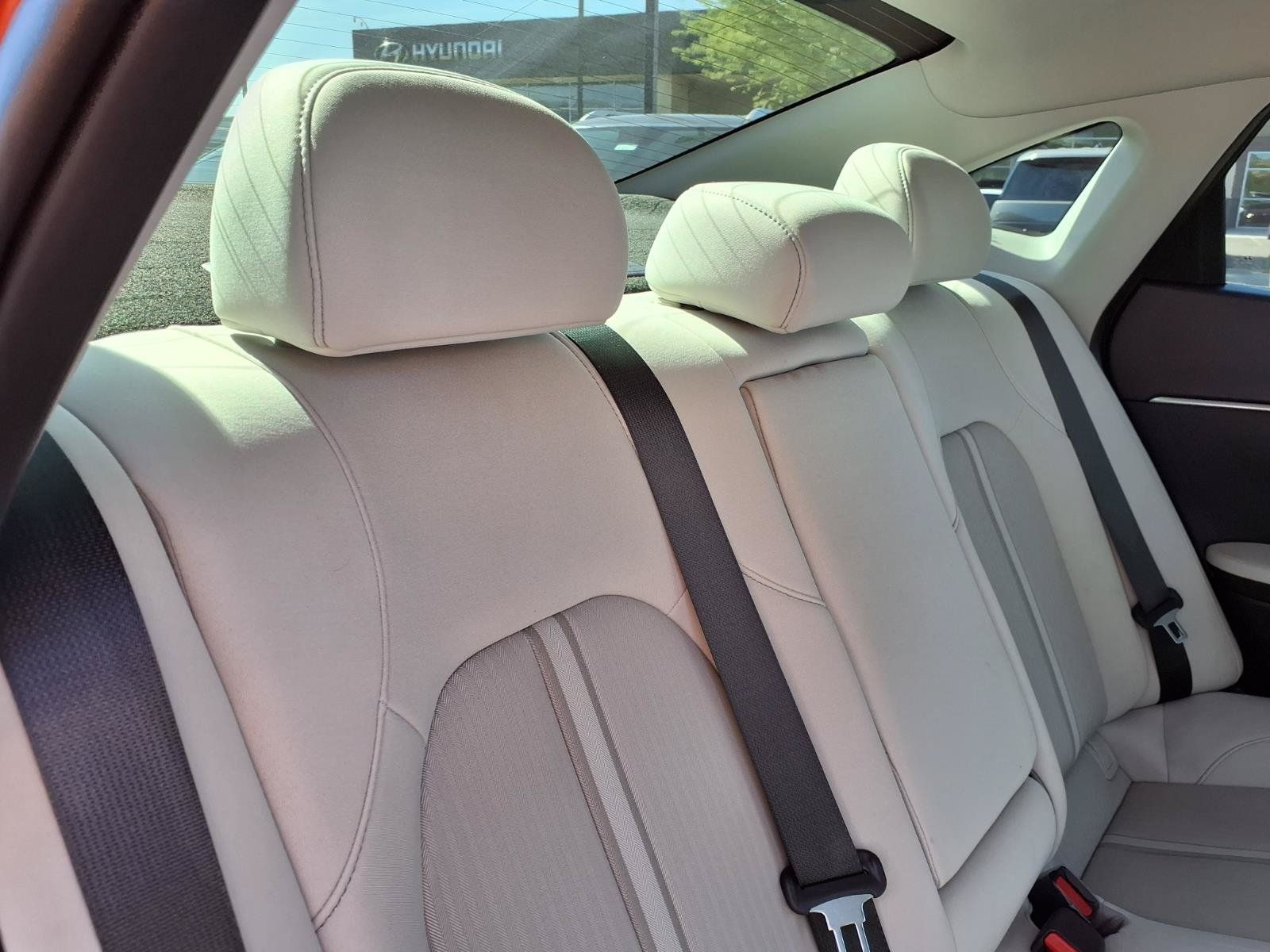 Certified 2023 Hyundai Sonata SEL w/ Convenience Package FWD image 15