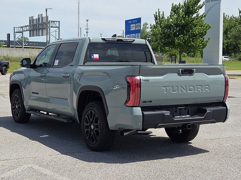 New 2026 Toyota Tundra Limited AWD/4WD image 3