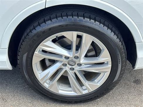 Used 2020 Audi Q7 3.0T Premium Plus image 5