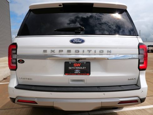 Certified 2024 Ford Expedition Max Limited AWD/4WD image 5
