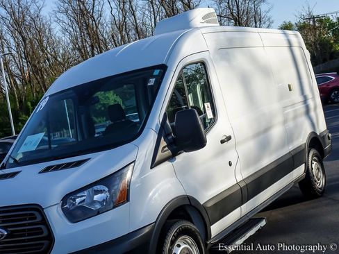 Used 2019 Ford Transit 250 148 Medium Roof RWD image 5