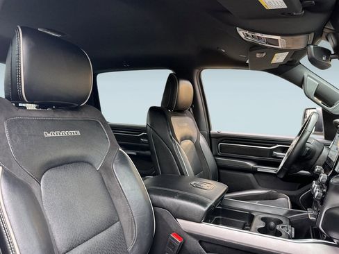 Used 2024 RAM 1500 Laramie image 32