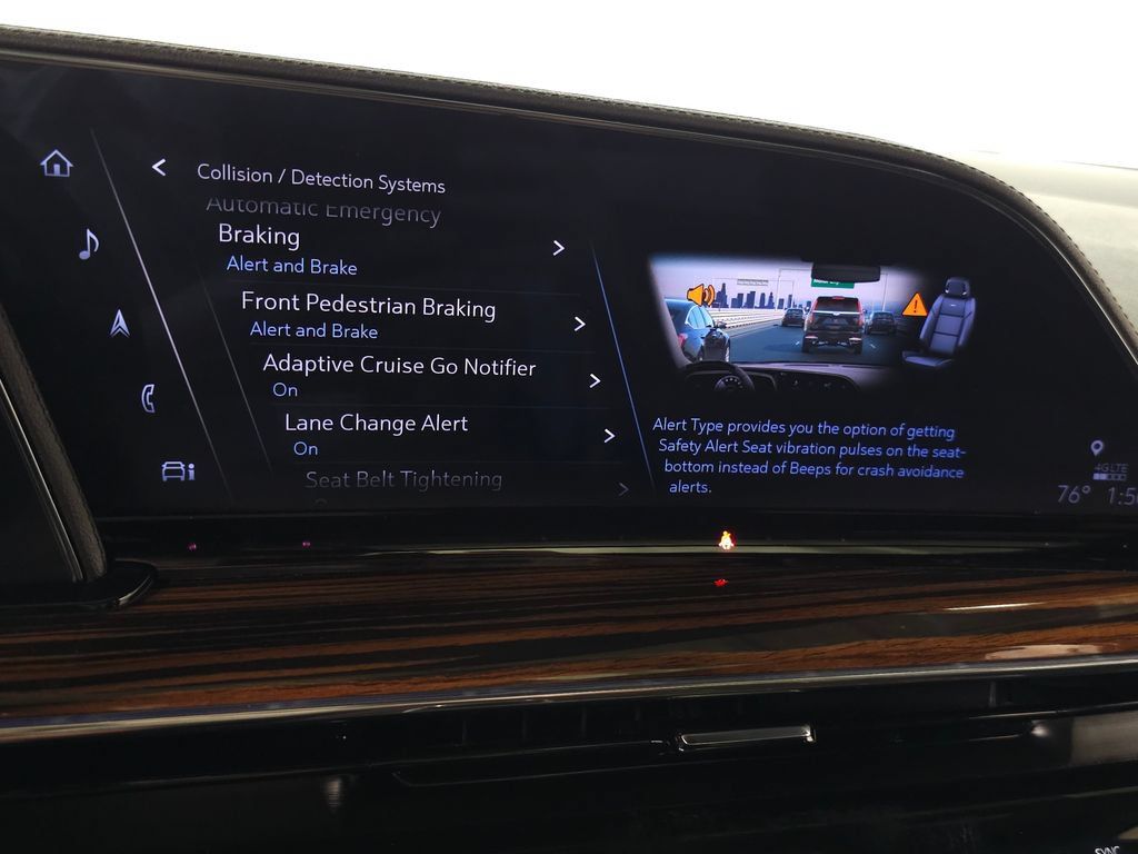 Certified 2024 Cadillac Escalade ESV Premium Luxury AWD/4WD image 32