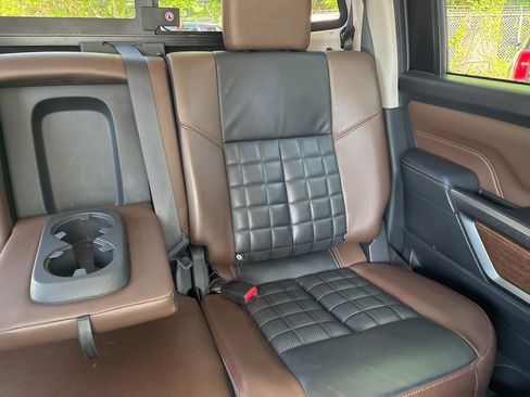 Used 2018 Nissan Titan Platinum Reserve w/ Platinum Utility Package AWD/4WD image 14