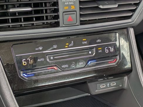 Used 2025 Volkswagen Jetta S FWD image 17