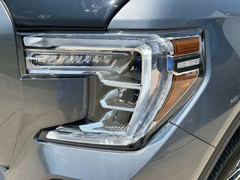 Used 2021 GMC Sierra 1500 AT4 w/ AT4 Value Package image 10