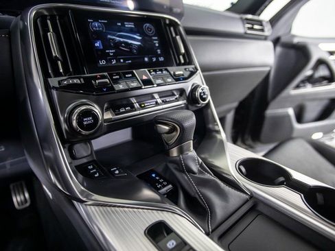 Used 2025 Lexus LX 600 F Sport image 41