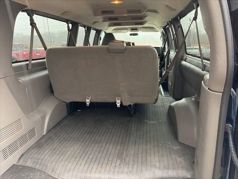 Used 2014 Chevrolet Express 3500 LS image 23